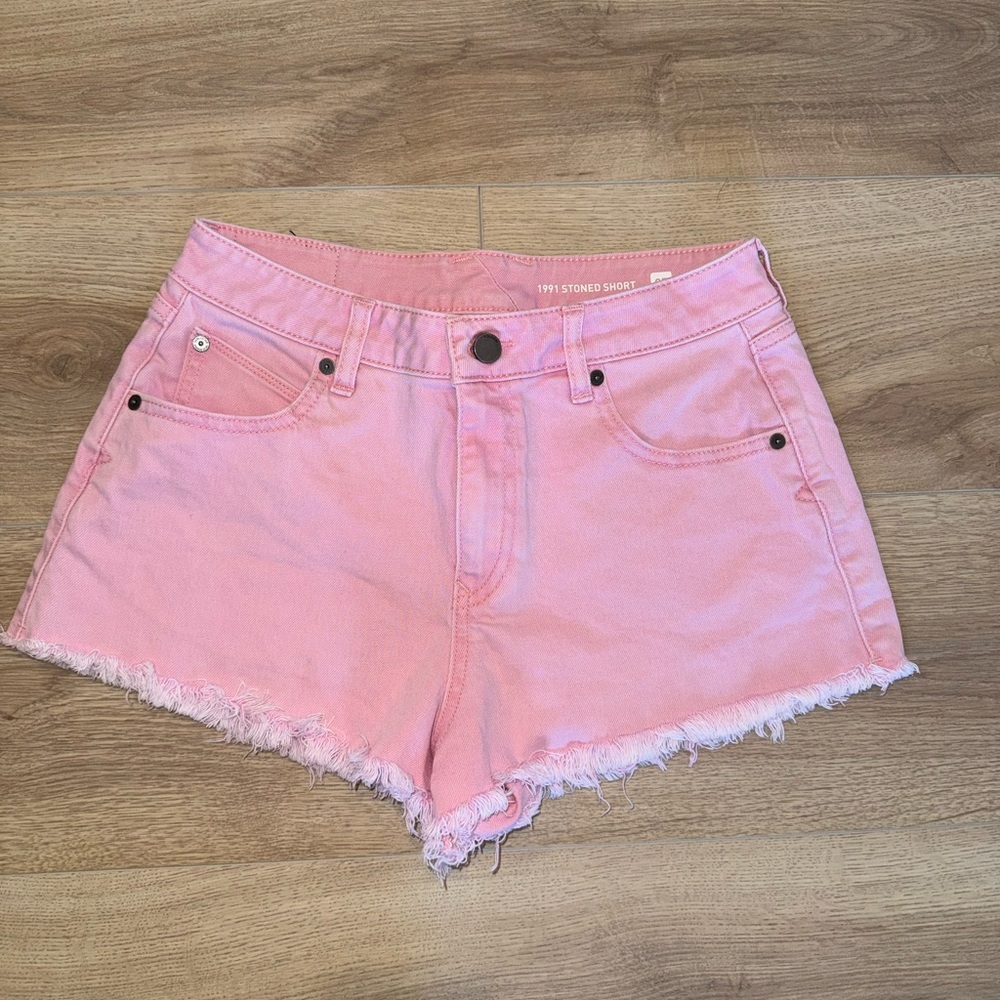 Pink Frayed Hem Women Shorts